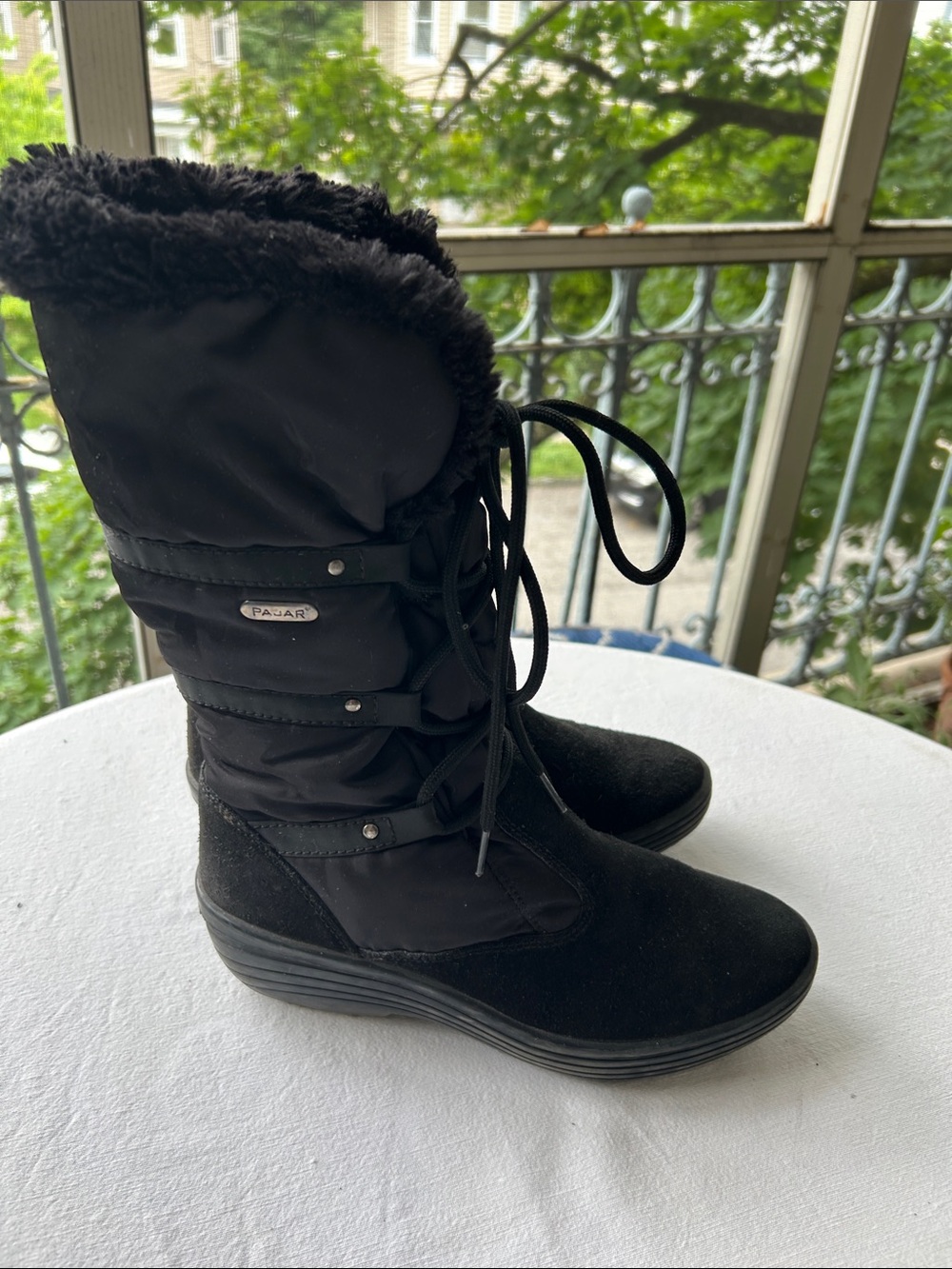 Pajar Black Faux-Fur Trim Lace-Up Winter Boots, W8.5 (39) - Picture 2 of 7